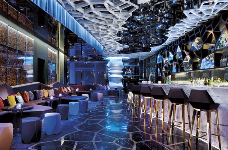 Đi để "thưởng thức" 15 qu&aacute;n bar đẹp nhất thế giới